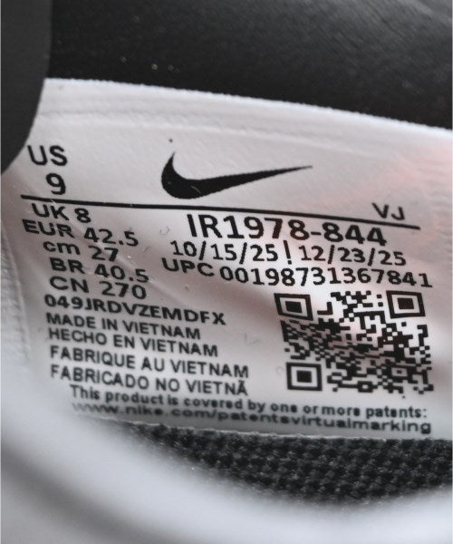 NIKE รองเท้าผ้าใบ