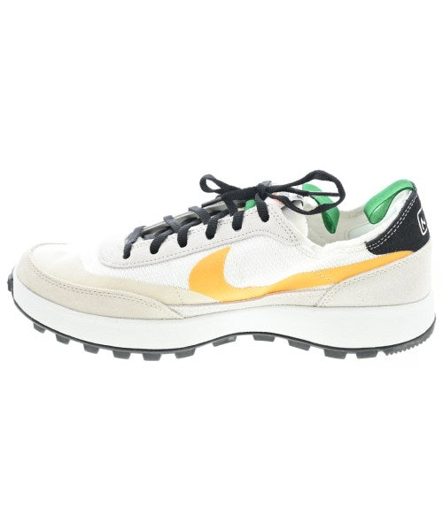NIKE รองเท้าผ้าใบ