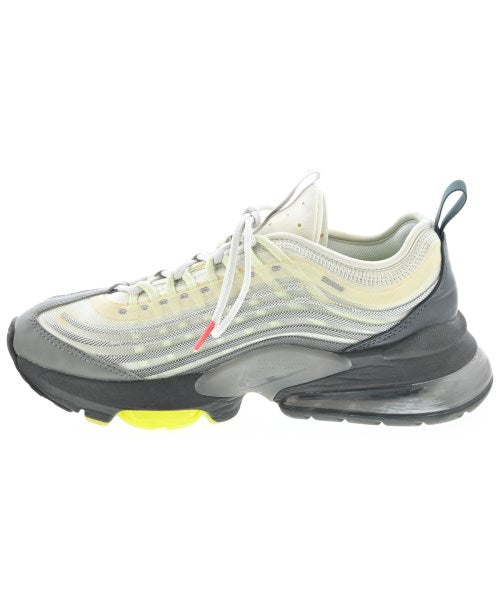 NIKE รองเท้าผ้าใบ
