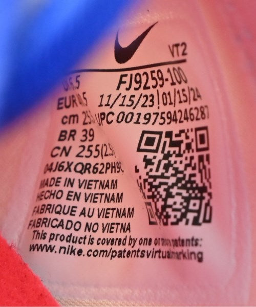 NIKE รองเท้าผ้าใบ
