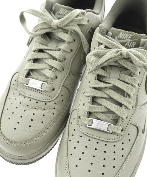 NIKE รองเท้าผ้าใบ