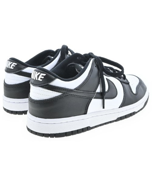 NIKE รองเท้าผ้าใบ