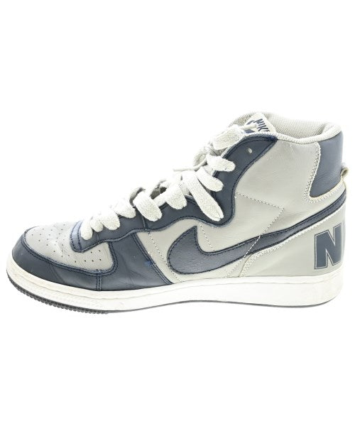 NIKE รองเท้าผ้าใบ