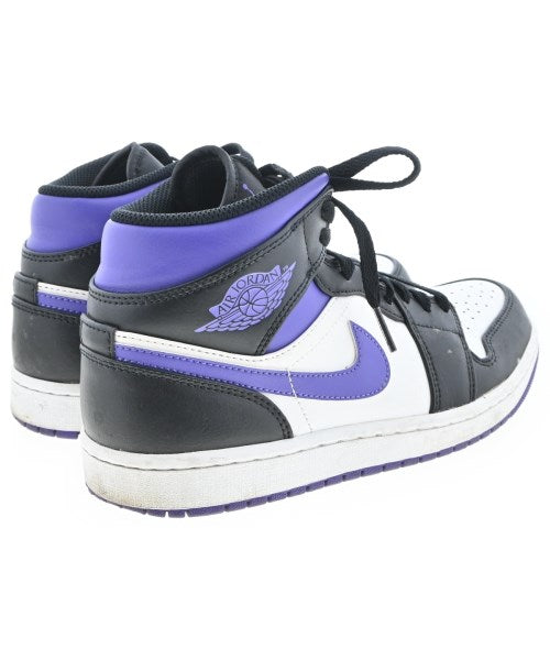 NIKE รองเท้าผ้าใบ
