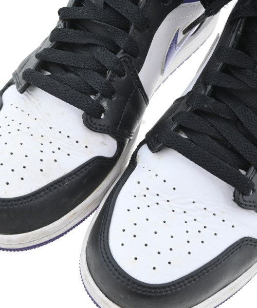 NIKE รองเท้าผ้าใบ