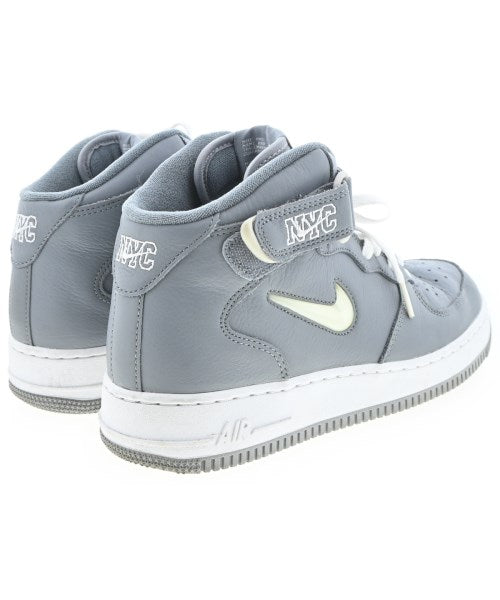 NIKE รองเท้าผ้าใบ
