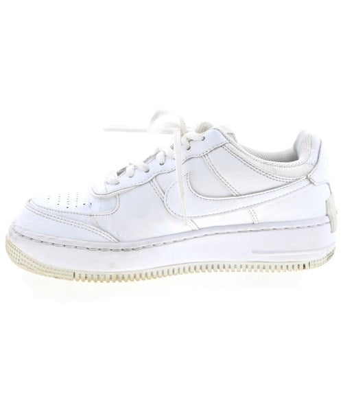 NIKE รองเท้าผ้าใบ