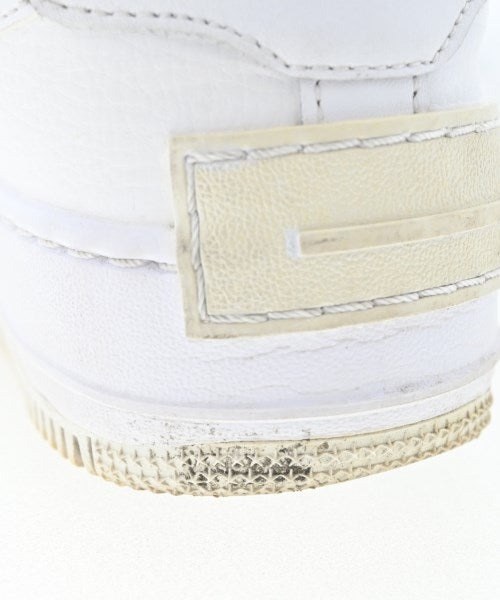 NIKE รองเท้าผ้าใบ