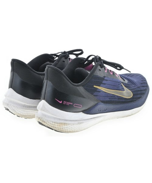 NIKE รองเท้าผ้าใบ