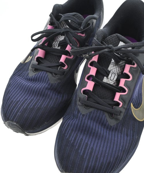 NIKE รองเท้าผ้าใบ