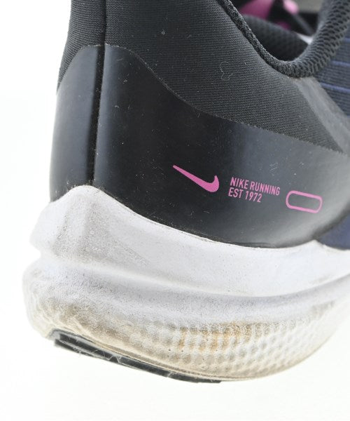 NIKE รองเท้าผ้าใบ