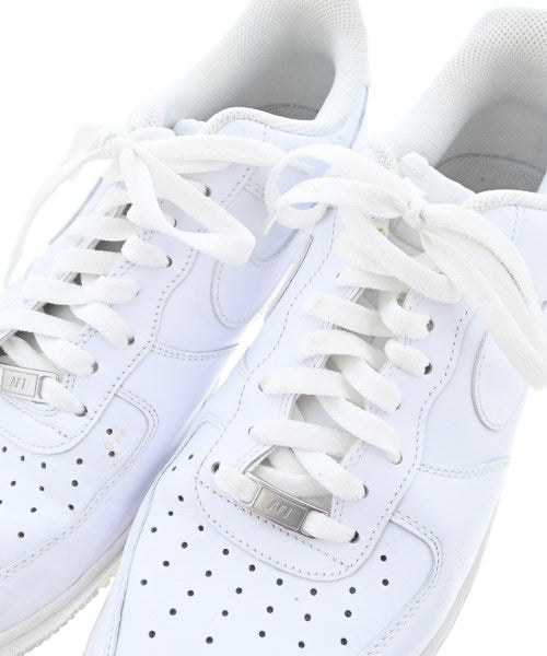 NIKE รองเท้าผ้าใบ