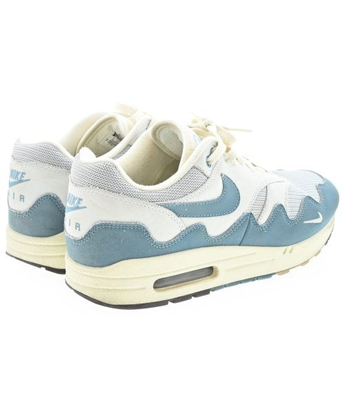 NIKE รองเท้าผ้าใบ