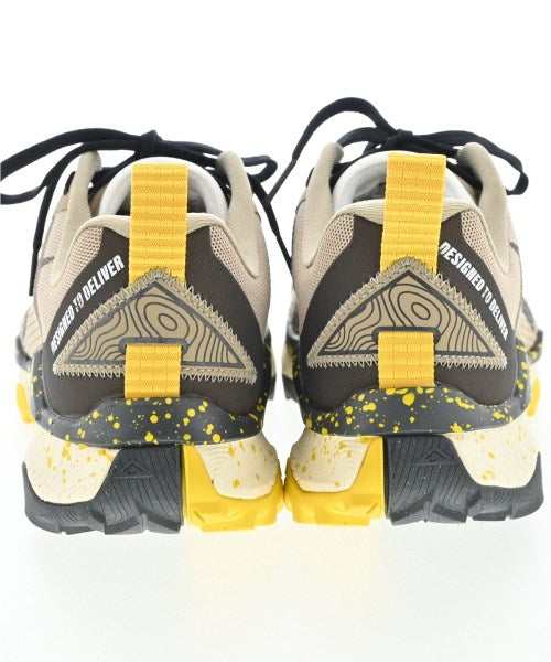 NIKE รองเท้าผ้าใบ