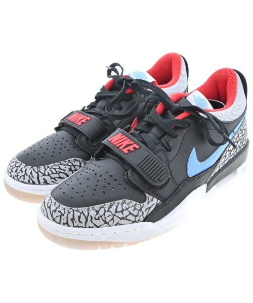 NIKE รองเท้าผ้าใบ
