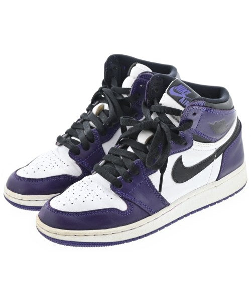 NIKE รองเท้าผ้าใบ