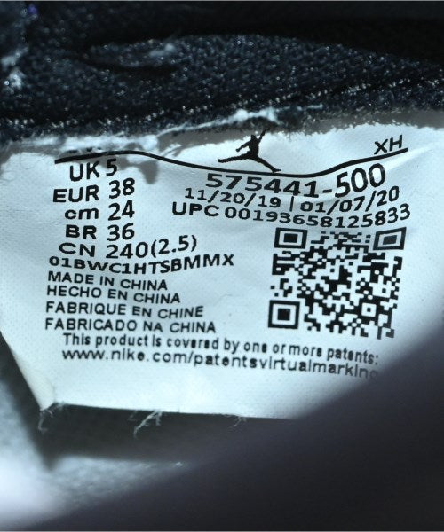 NIKE รองเท้าผ้าใบ