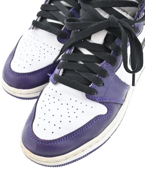 NIKE รองเท้าผ้าใบ