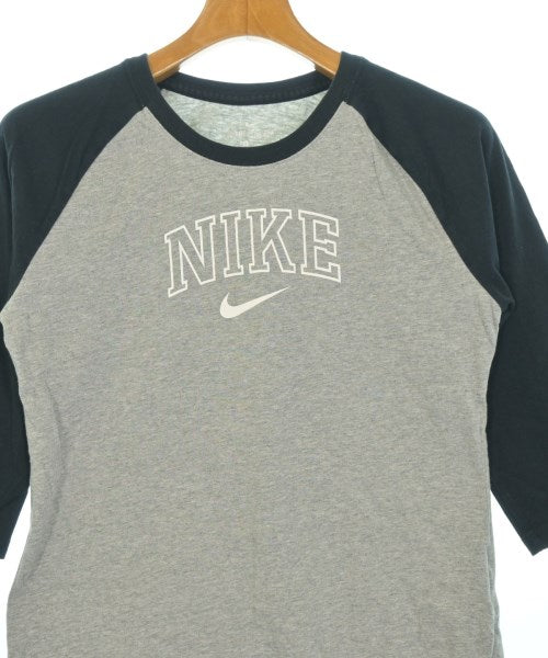 NIKE เสื้อยืด/เสื้อท็อปส์