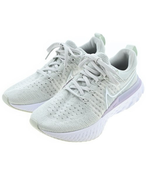 NIKE รองเท้าผ้าใบ