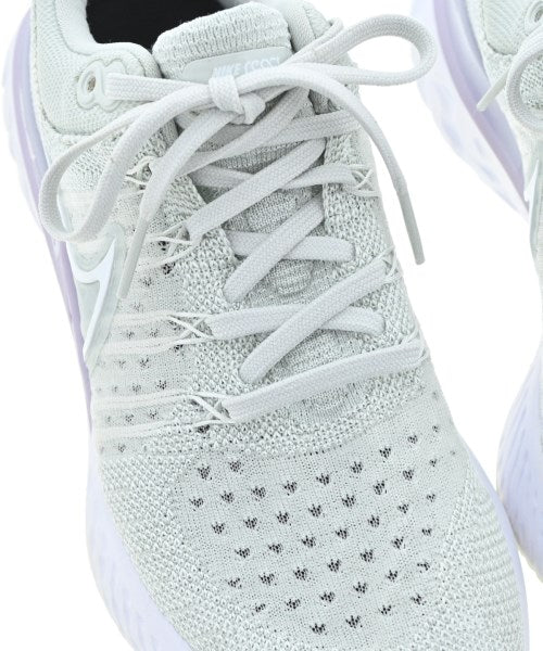 NIKE รองเท้าผ้าใบ