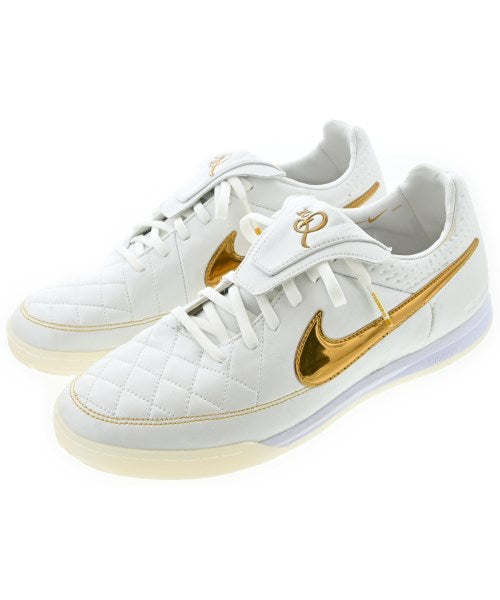 NIKE รองเท้าผ้าใบ