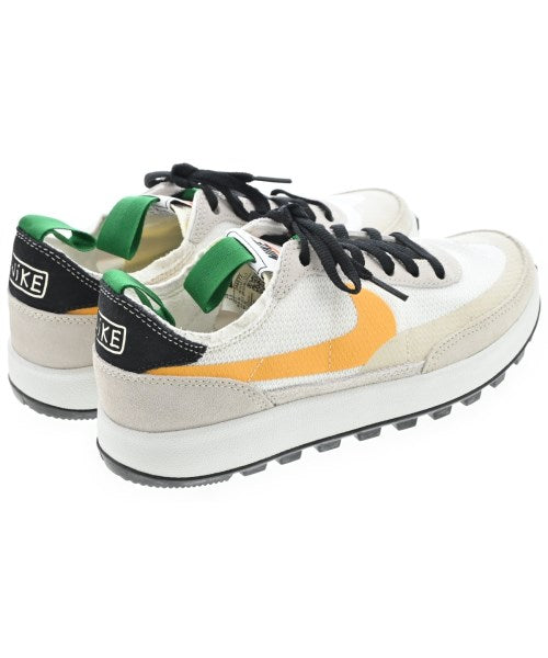 NIKE รองเท้าผ้าใบ