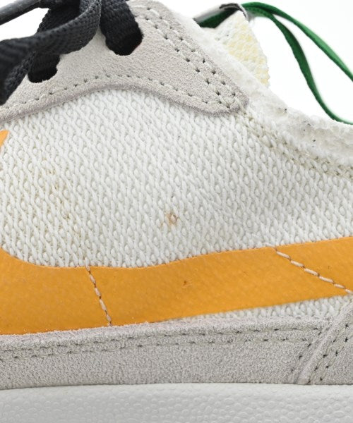NIKE รองเท้าผ้าใบ