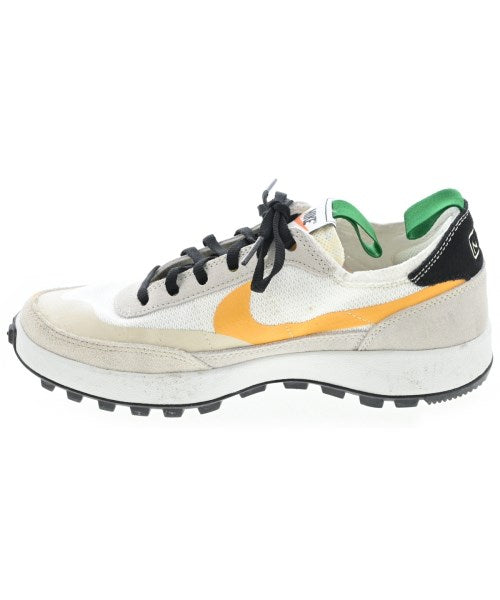 NIKE รองเท้าผ้าใบ