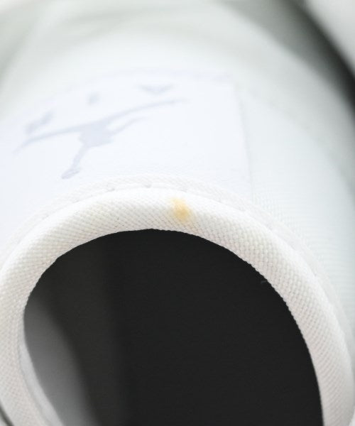 NIKE รองเท้าผ้าใบ
