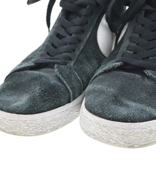 NIKE รองเท้าผ้าใบ