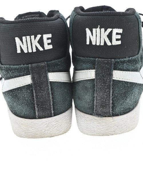 NIKE รองเท้าผ้าใบ