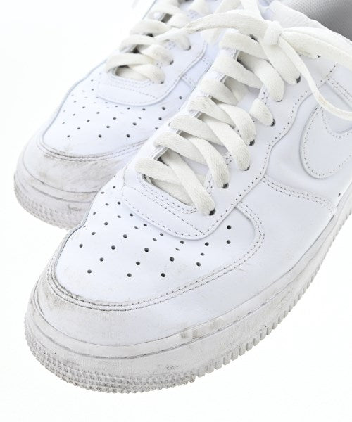 NIKE รองเท้าผ้าใบ