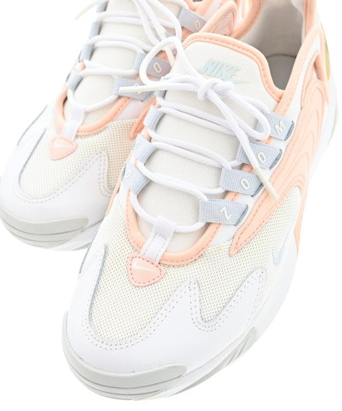 NIKE รองเท้าผ้าใบ