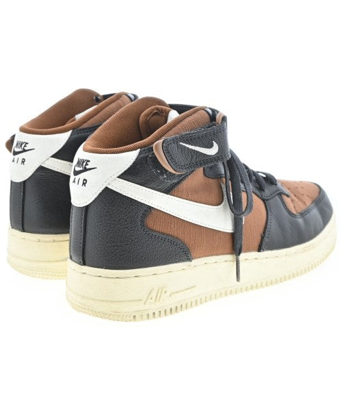 NIKE รองเท้าผ้าใบ