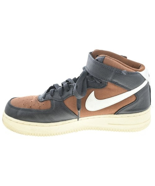 NIKE รองเท้าผ้าใบ