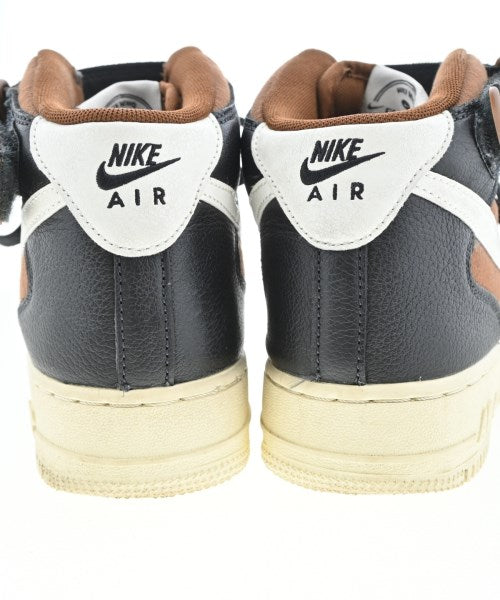 NIKE รองเท้าผ้าใบ