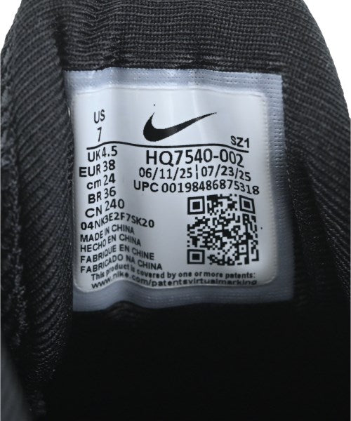 NIKE รองเท้าผ้าใบ