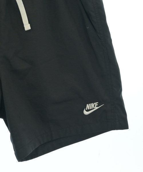 NIKE กางเกงขาสั้น