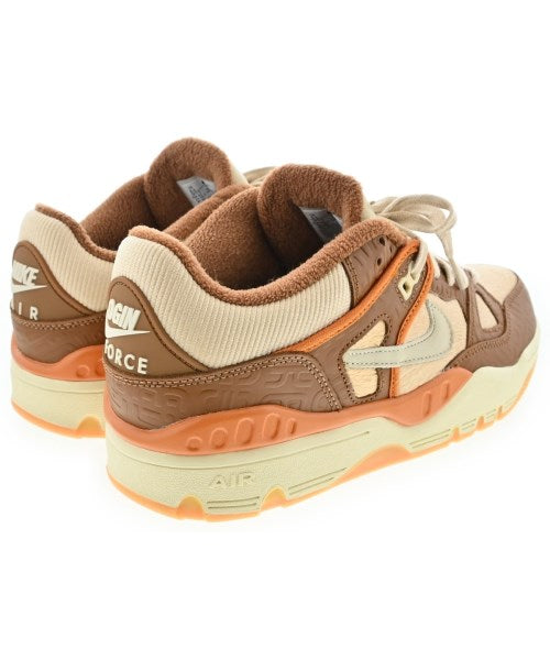 NIKE รองเท้าผ้าใบ