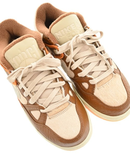 NIKE รองเท้าผ้าใบ