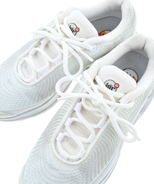 NIKE รองเท้าผ้าใบ