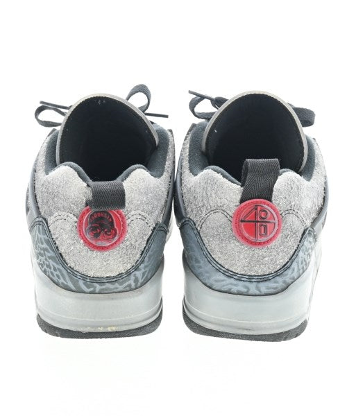 NIKE รองเท้าผ้าใบ
