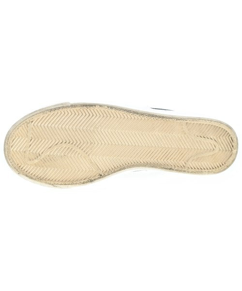 NIKE รองเท้าผ้าใบ