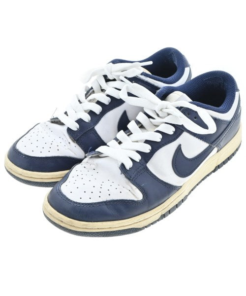 NIKE รองเท้าผ้าใบ