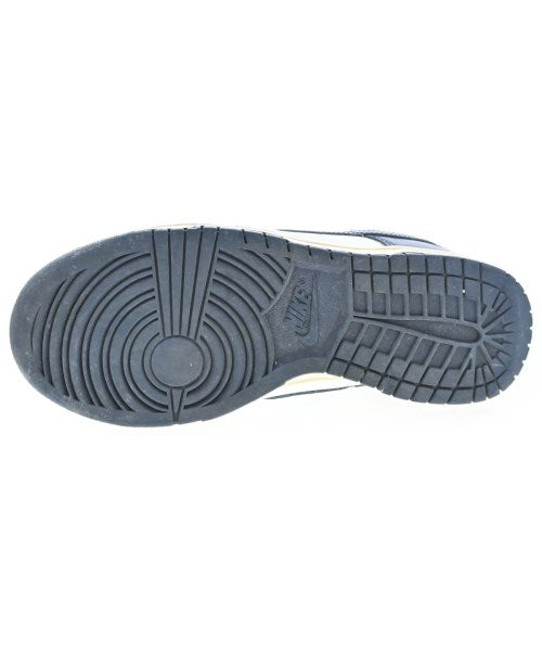 NIKE รองเท้าผ้าใบ