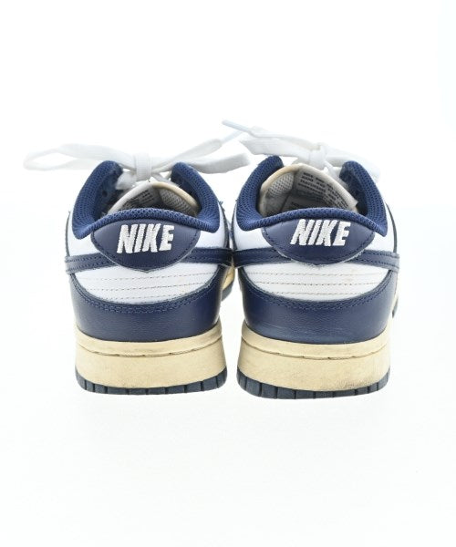 NIKE รองเท้าผ้าใบ