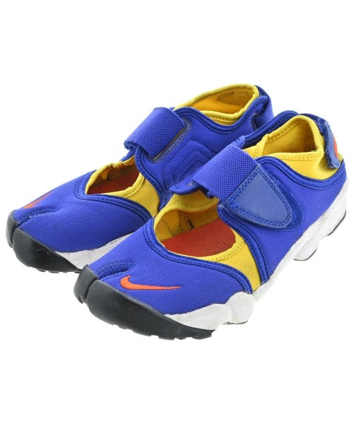 NIKE รองเท้าผ้าใบ