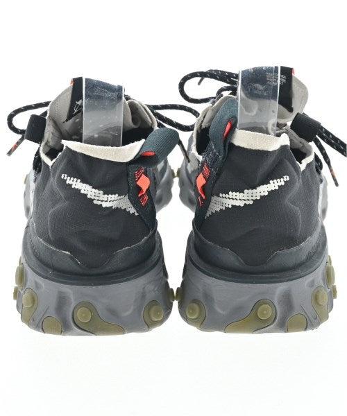 NIKE รองเท้าผ้าใบ