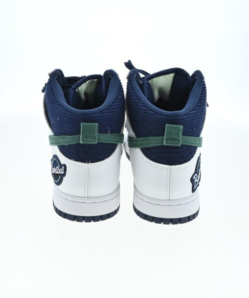 NIKE รองเท้าผ้าใบ